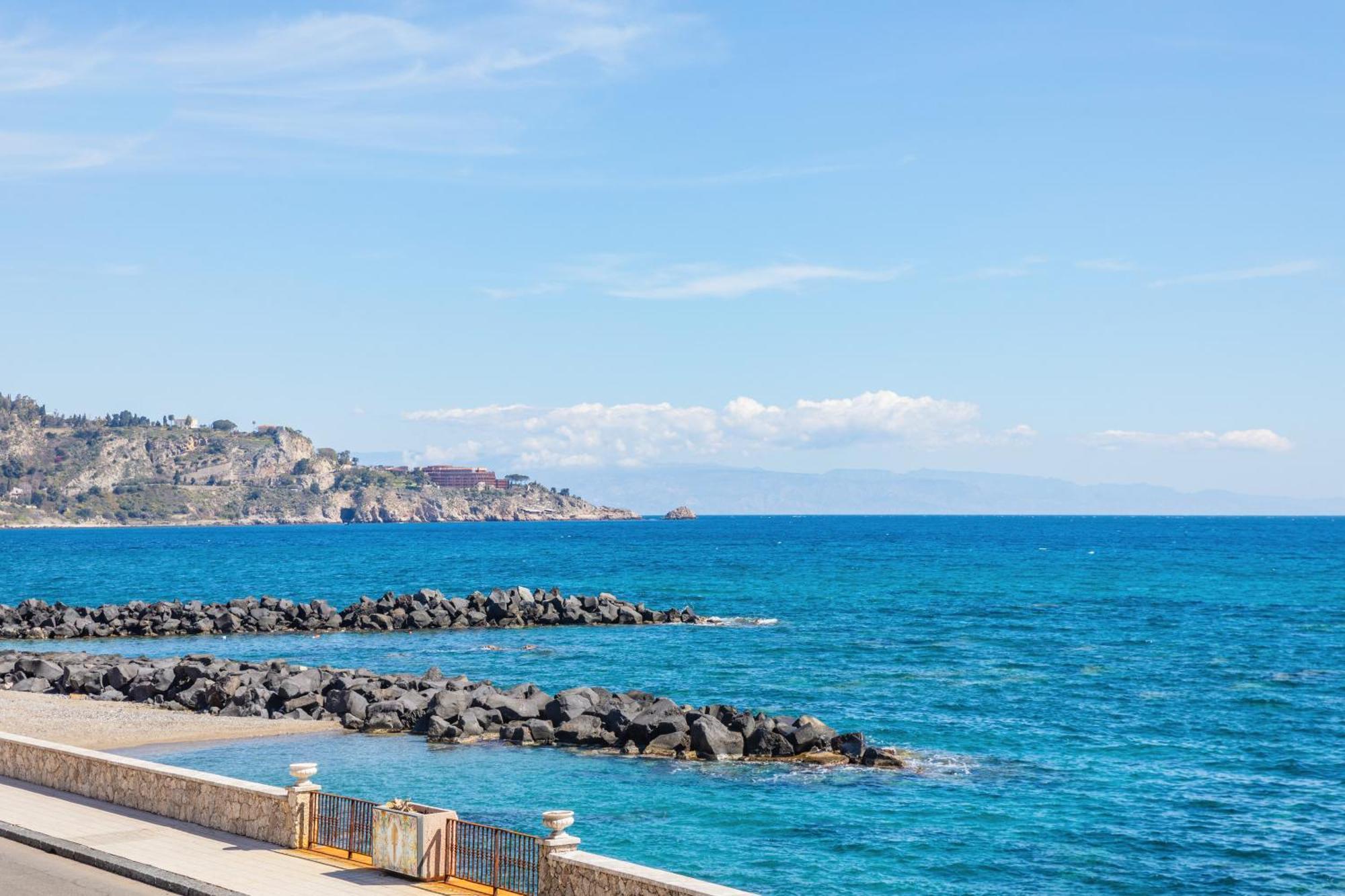 Apartament Il Fronte Mare Di Naxos Luxury Giardini-Naxos